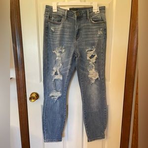 Judy Blue Distressed boyfriend jeans